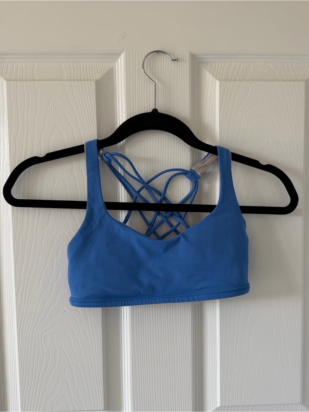 lululemon sports bra!